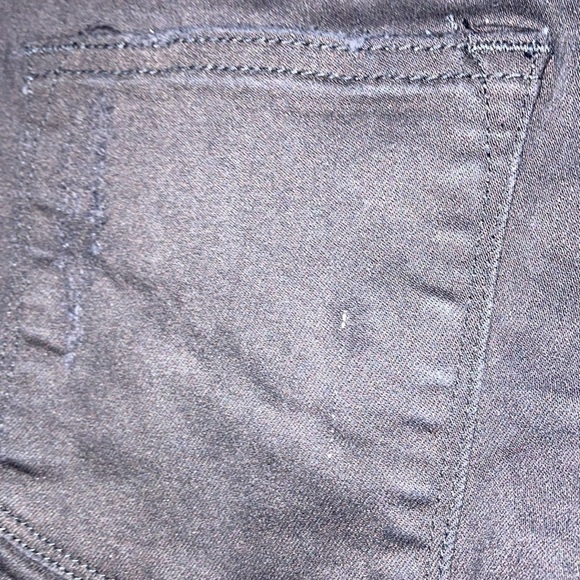 KanCan Distressed Black Denim Shorts - Picture 13 of 13
